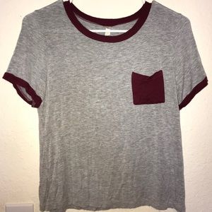 🎈cropped tee 🎈